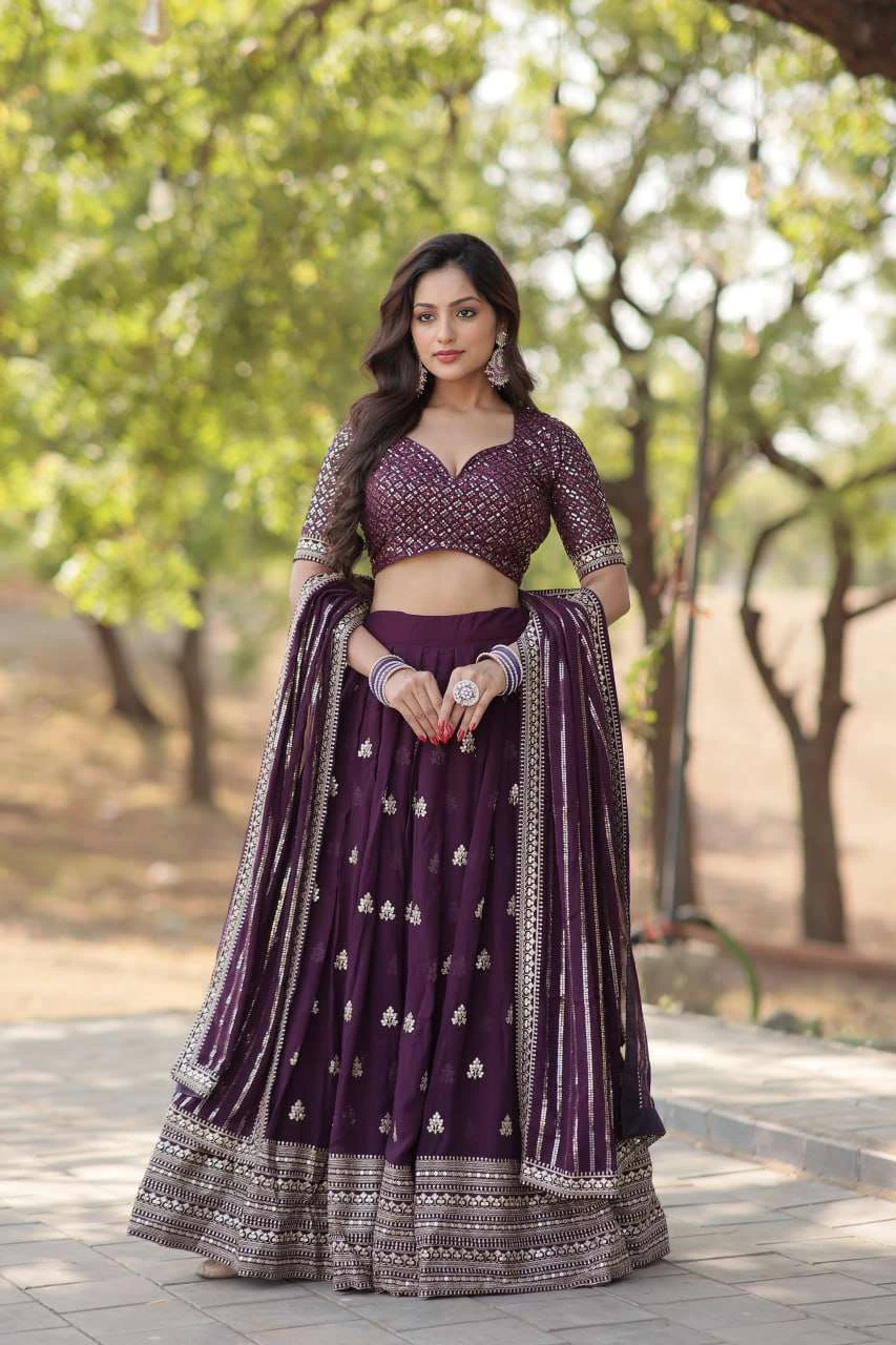 Vardan Ethnic Lw 7108 Faux Blooming Wholesale Lehenga — Wholesale Lehenga, MPA wholesale from Surat — view 5